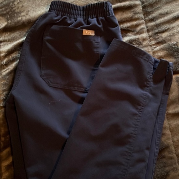 Figs Yola Scrub Pants - Picture 1 of 3